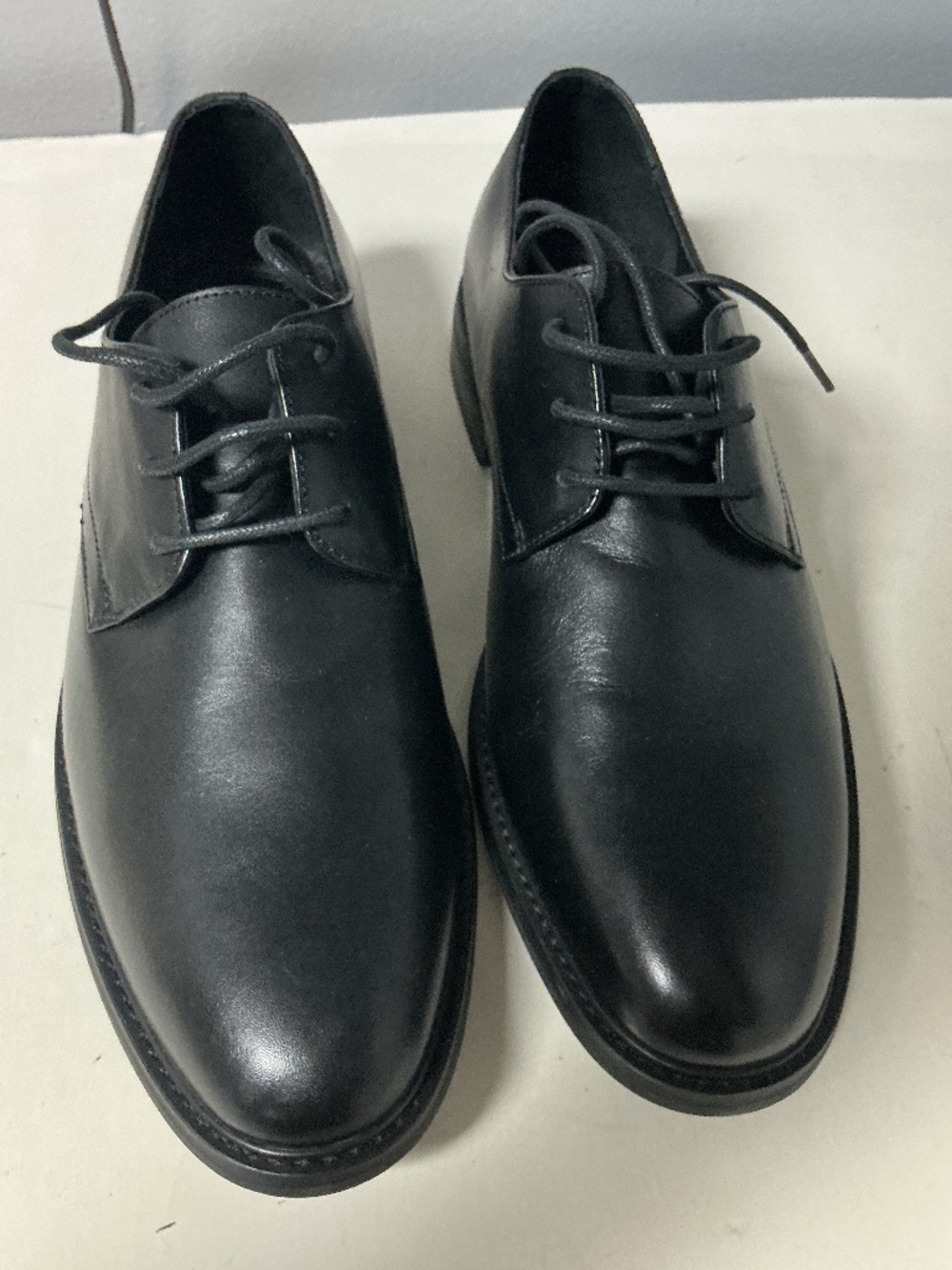 Express Genuine Leather Lace Up Dress Men’s Shoe’s -Size 11